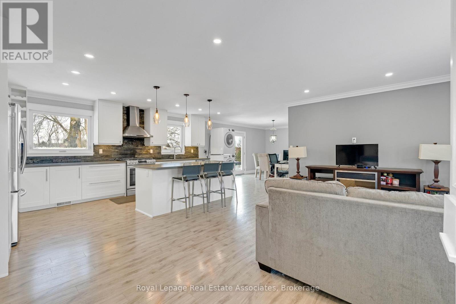 44 Mcclellan Road, Caledon, ON - Indoor