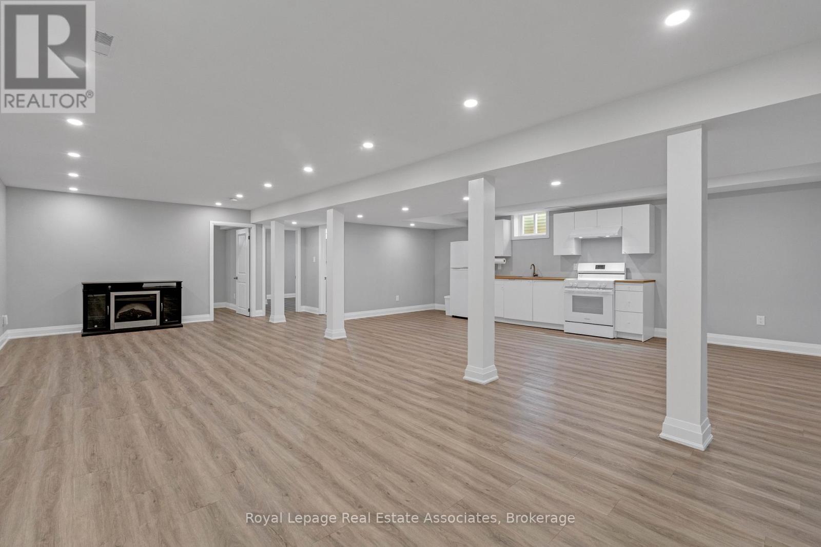 44 Mcclellan Road, Caledon, ON - Indoor