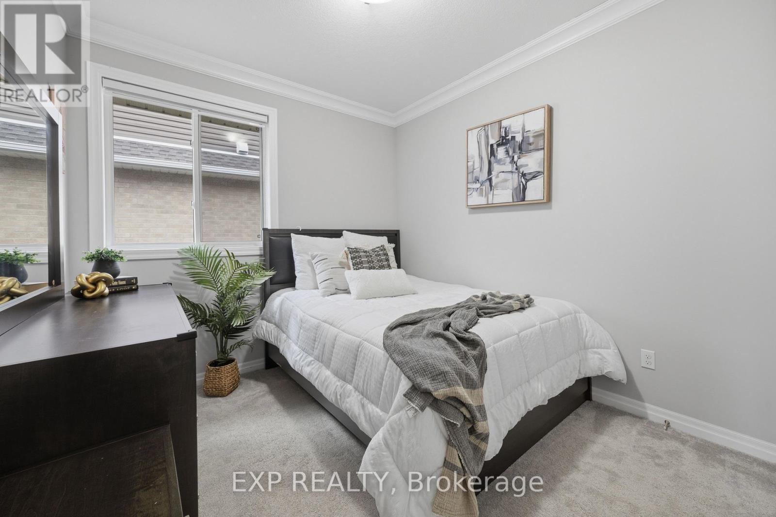 43 Lowrie Crescent, Tillsonburg, ON - Indoor Photo Showing Bedroom