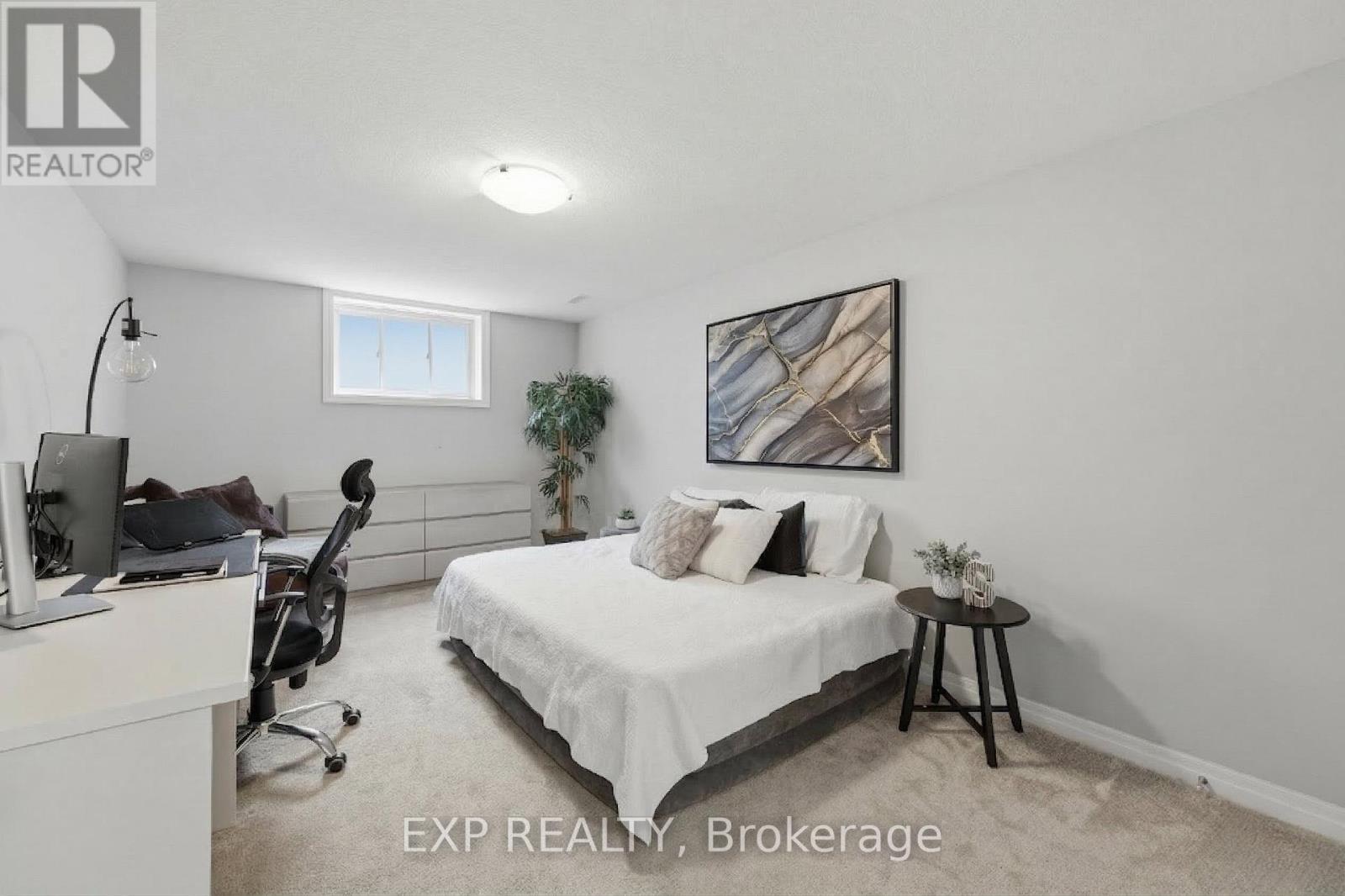 43 Lowrie Crescent, Tillsonburg, ON - Indoor Photo Showing Bedroom