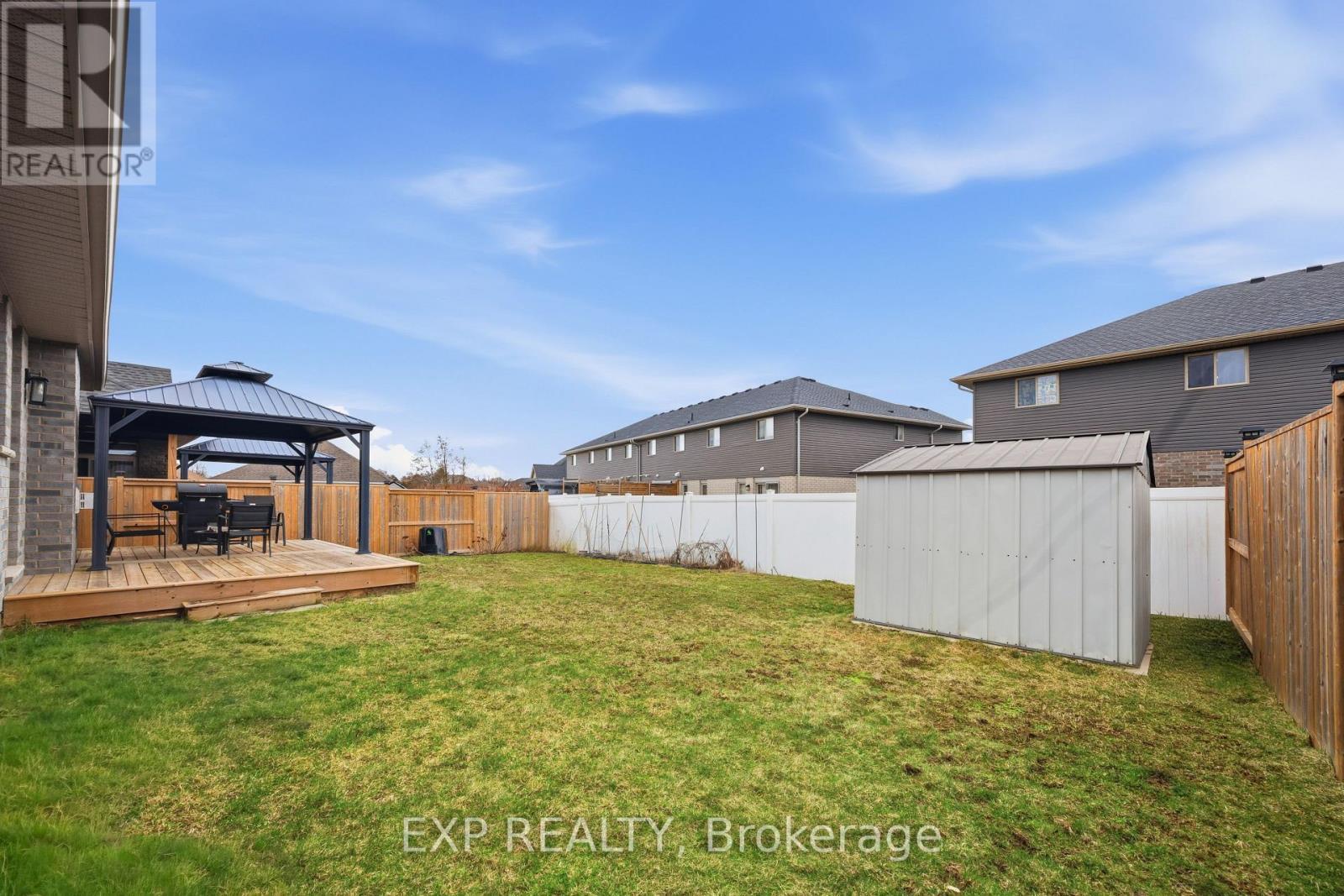 43 Lowrie Crescent, Tillsonburg, ON - Outdoor With Backyard