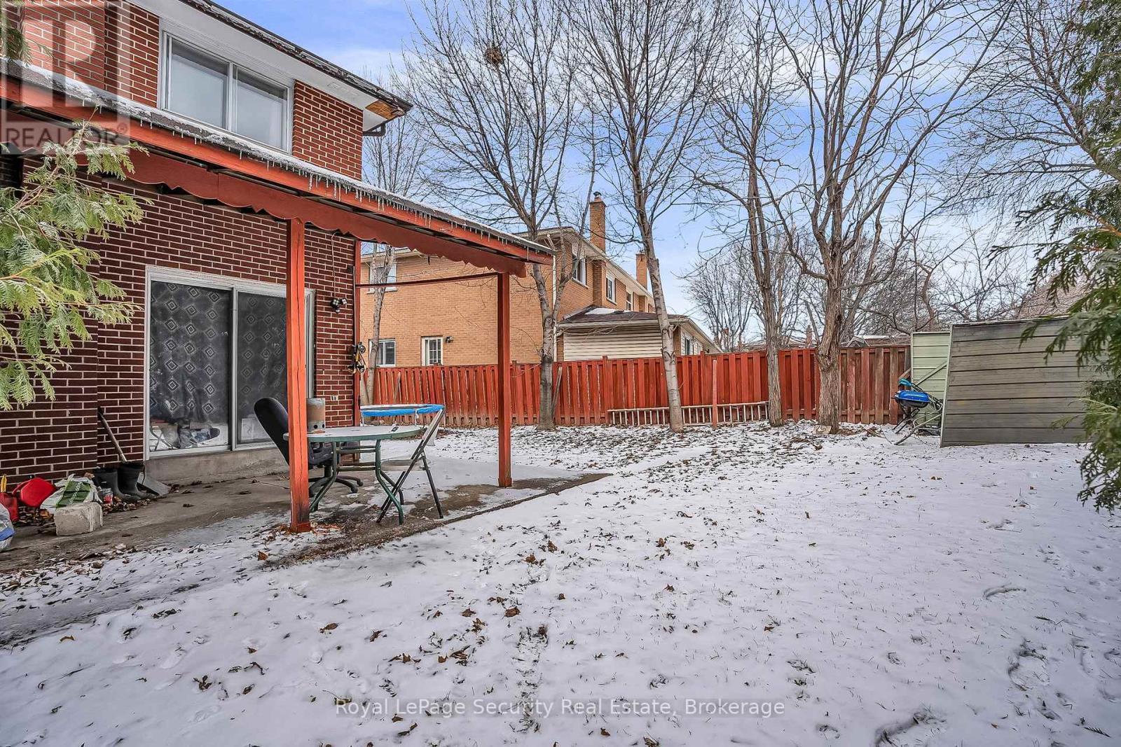516 Kelvedon Mews, Mississauga, ON - Outdoor