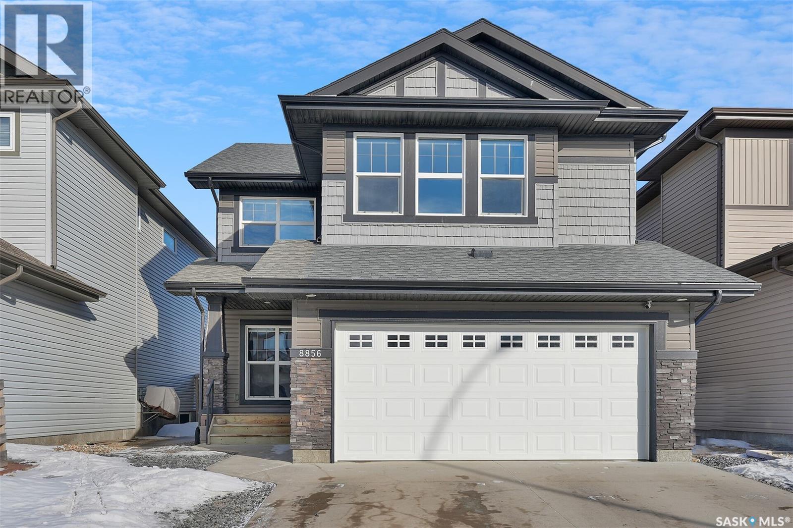 8856 Kestral Drive, Regina, SK - Outdoor