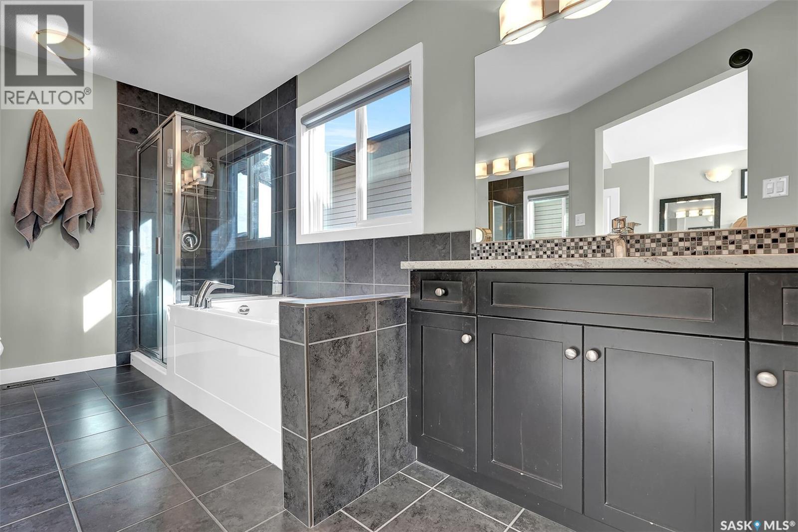 8856 Kestral Drive, Regina, SK - Indoor Photo Showing Bathroom