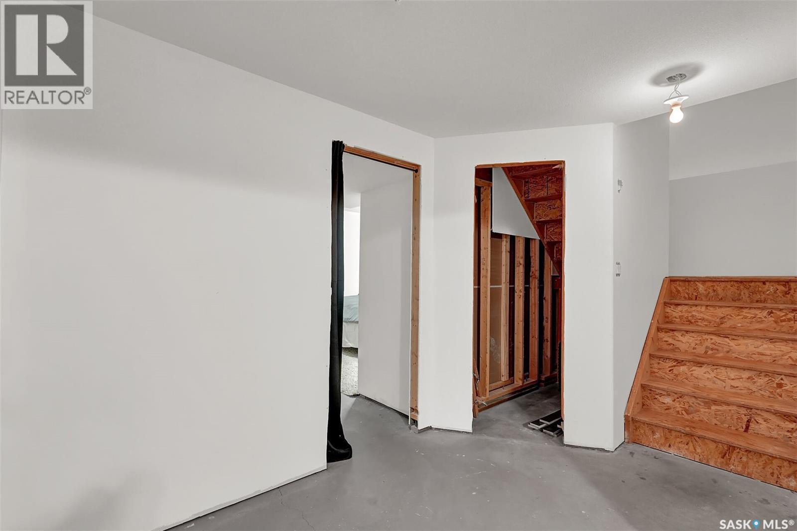 8856 Kestral Drive, Regina, SK - Indoor Photo Showing Other Room