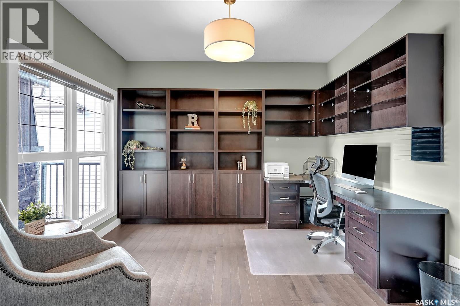 8856 Kestral Drive, Regina, SK - Indoor Photo Showing Office