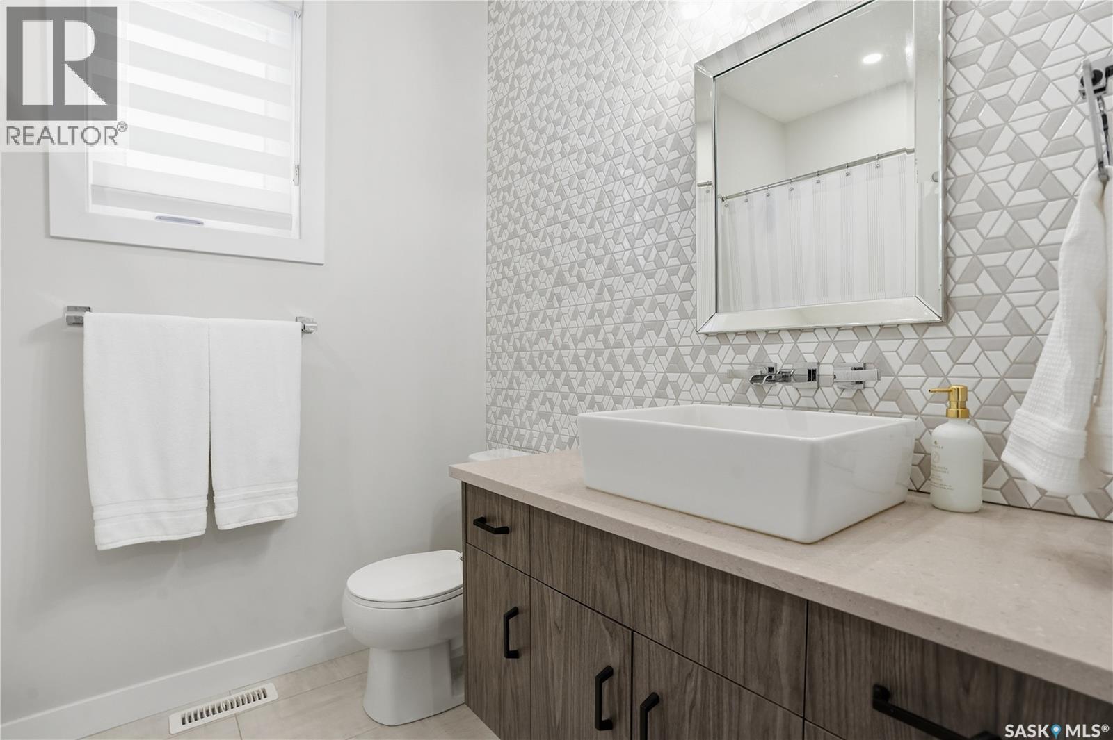4418 Sage Crescent E, Regina, SK - Indoor Photo Showing Bathroom