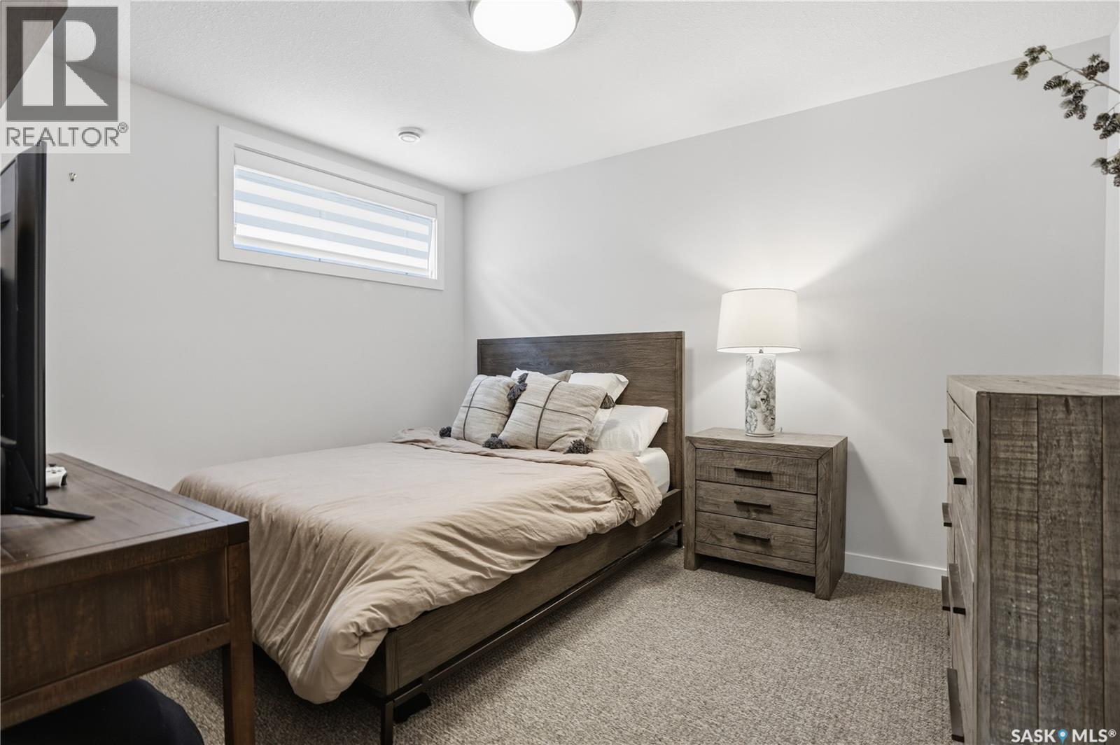 4418 Sage Crescent E, Regina, SK - Indoor Photo Showing Bedroom