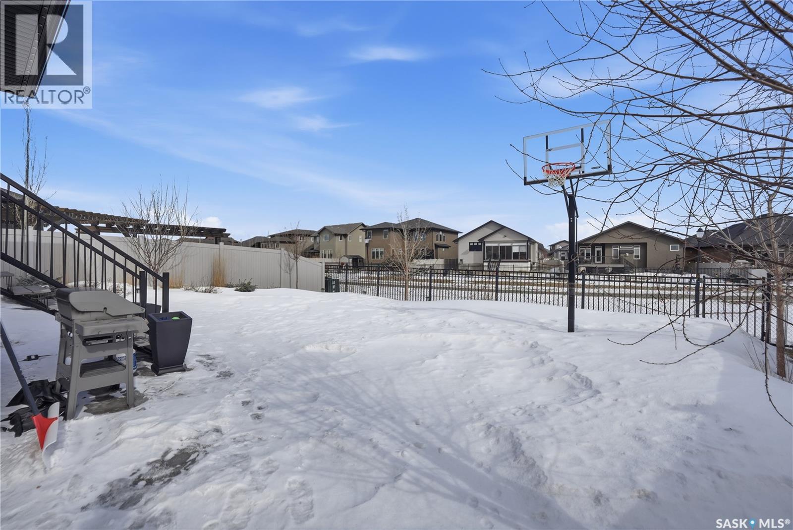 4418 Sage Crescent E, Regina, SK - Outdoor