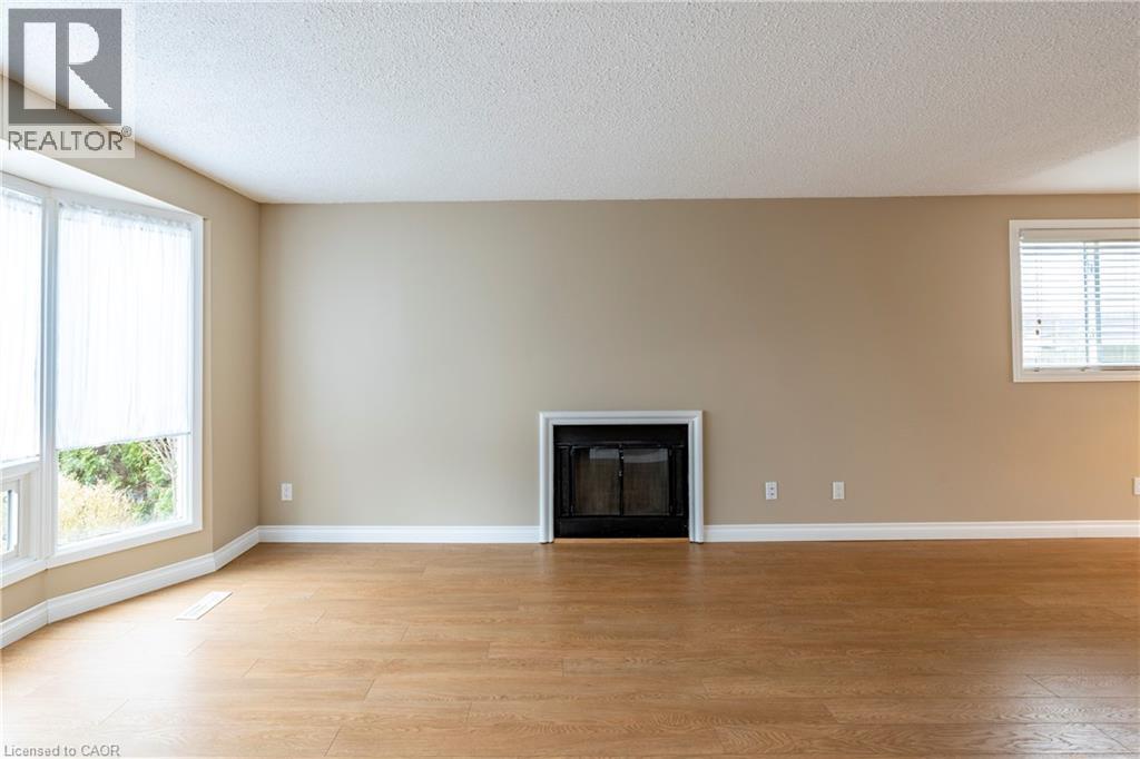 89 Rolling Meadows Drive, Kitchener, ON - Indoor With Fireplace