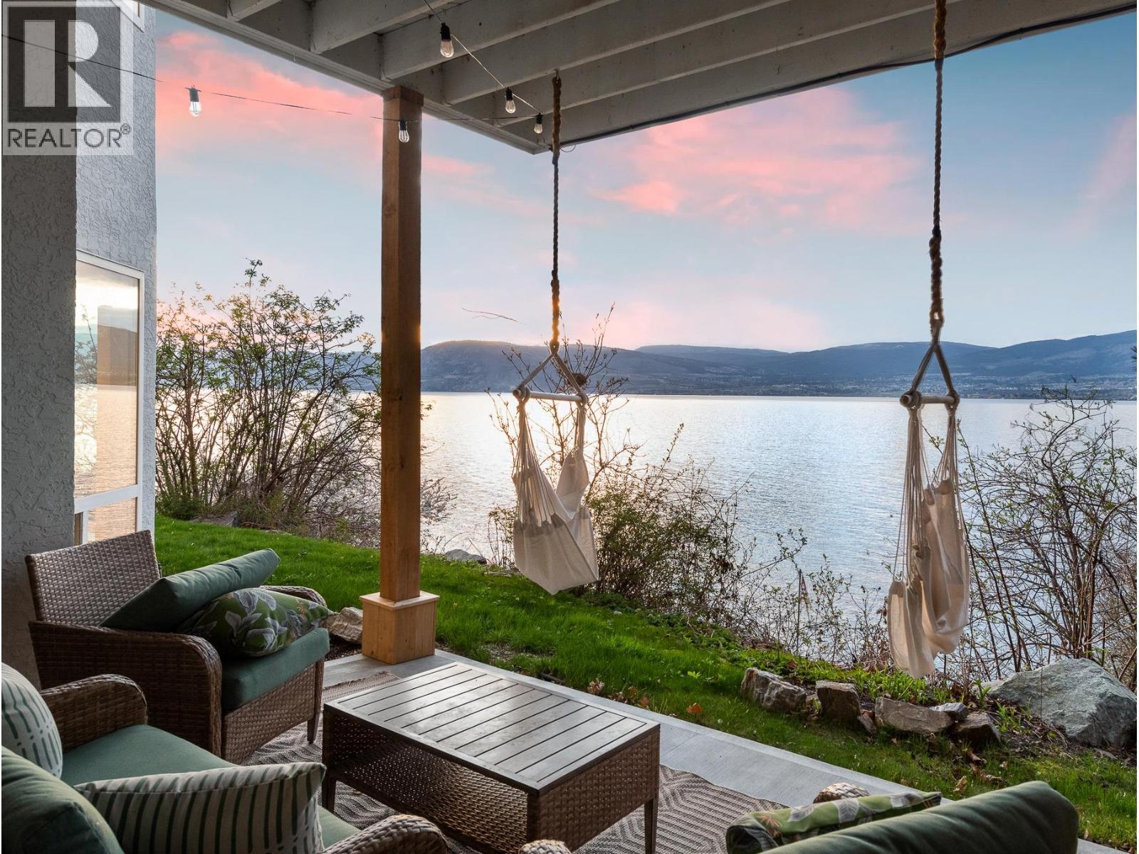5538 Lakeshore Road, Kelowna, BC - With Body Of Water With Deck Patio Veranda