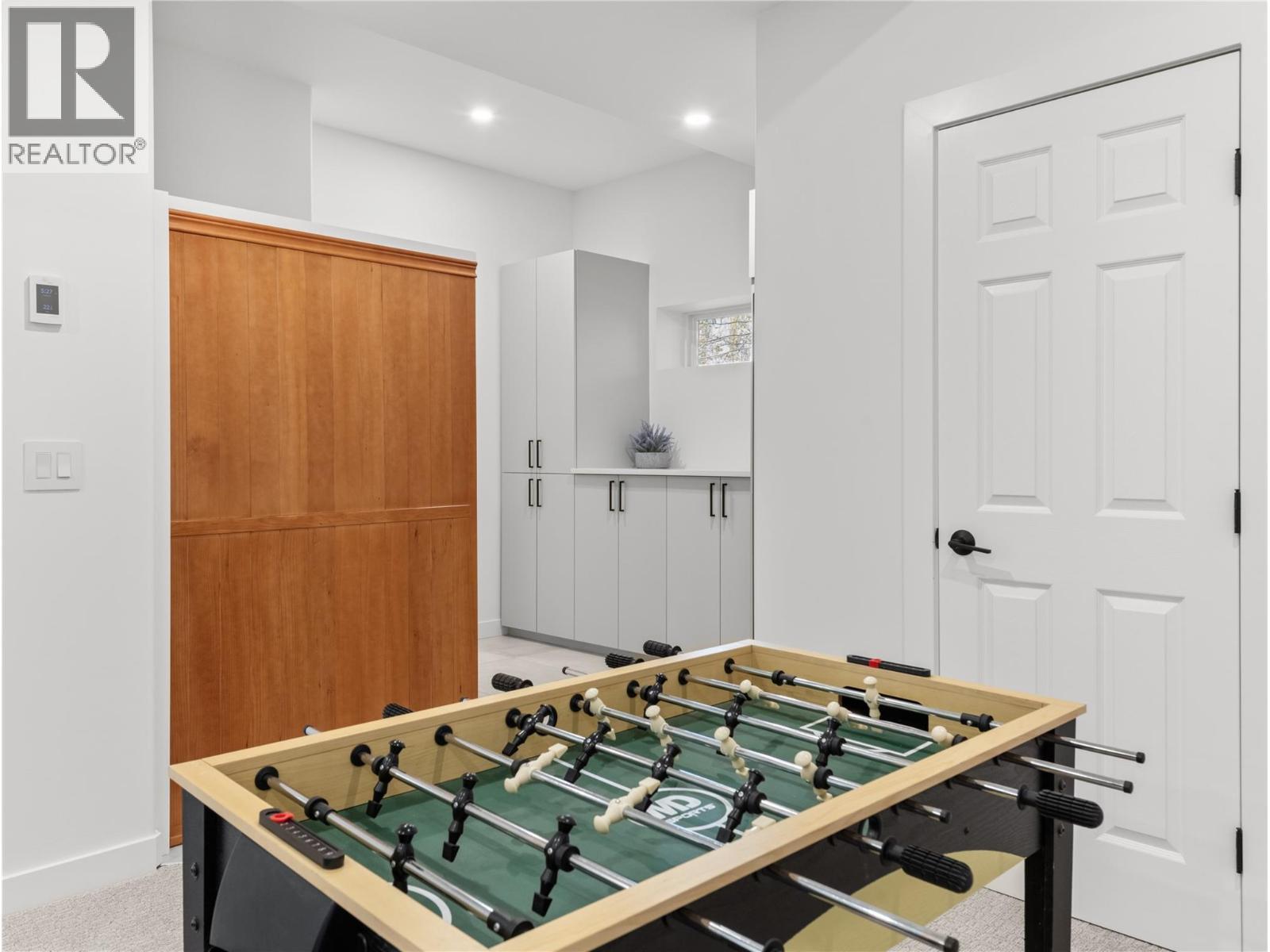 5538 Lakeshore Road, Kelowna, BC - Indoor Photo Showing Other Room