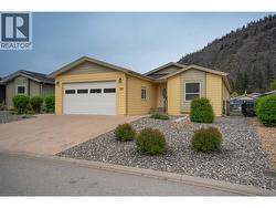 8300 Gallagher Lake Frontage Road Unit# 70 Oliver, BC V0H 1T0