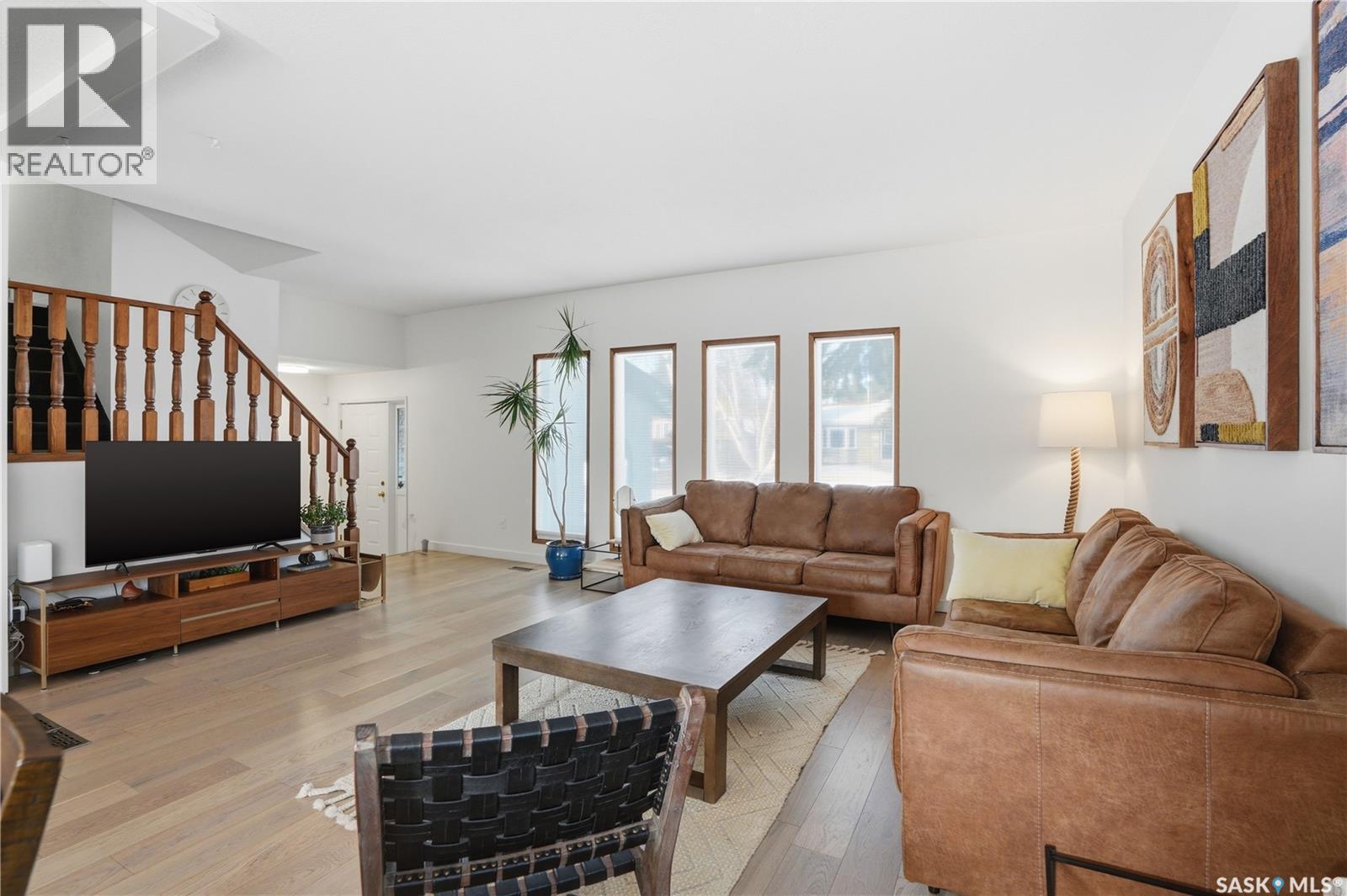 339 Stechishin Way, Saskatoon, SK - Indoor Photo Showing Living Room