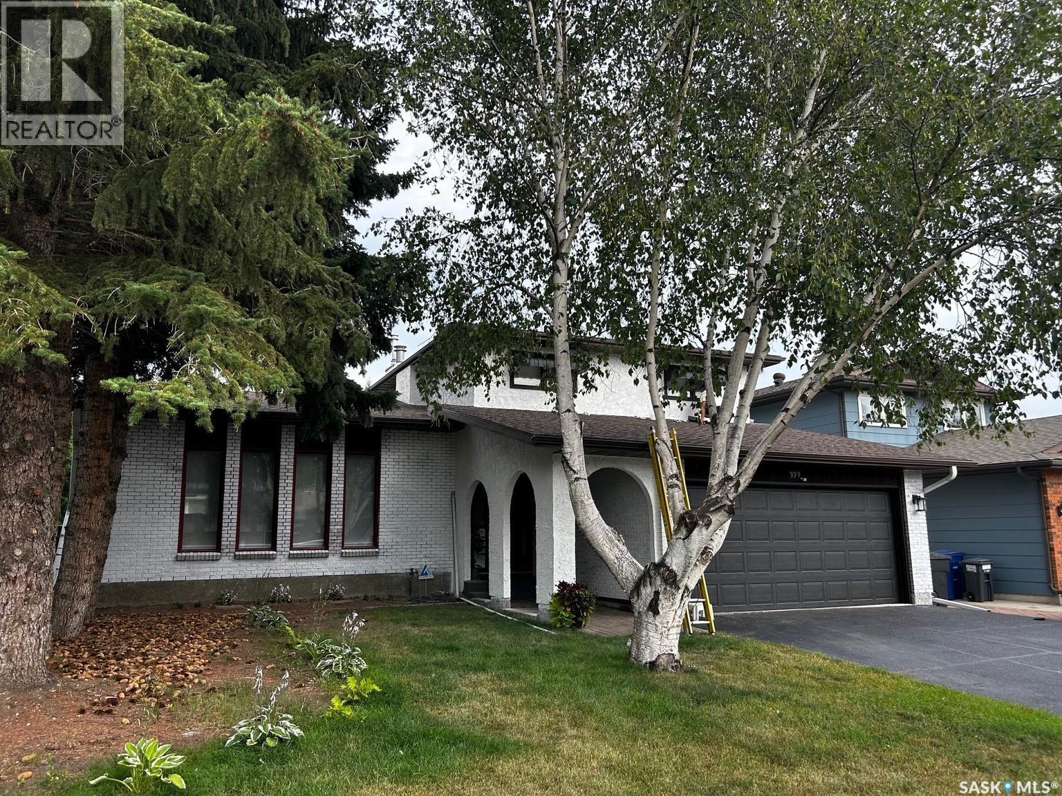 339 Stechishin Way, Saskatoon, SK - Outdoor