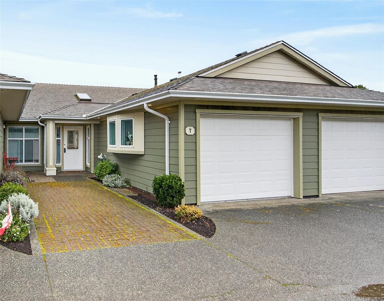 7-650 Yorkshire Dr, Campbell River, BC