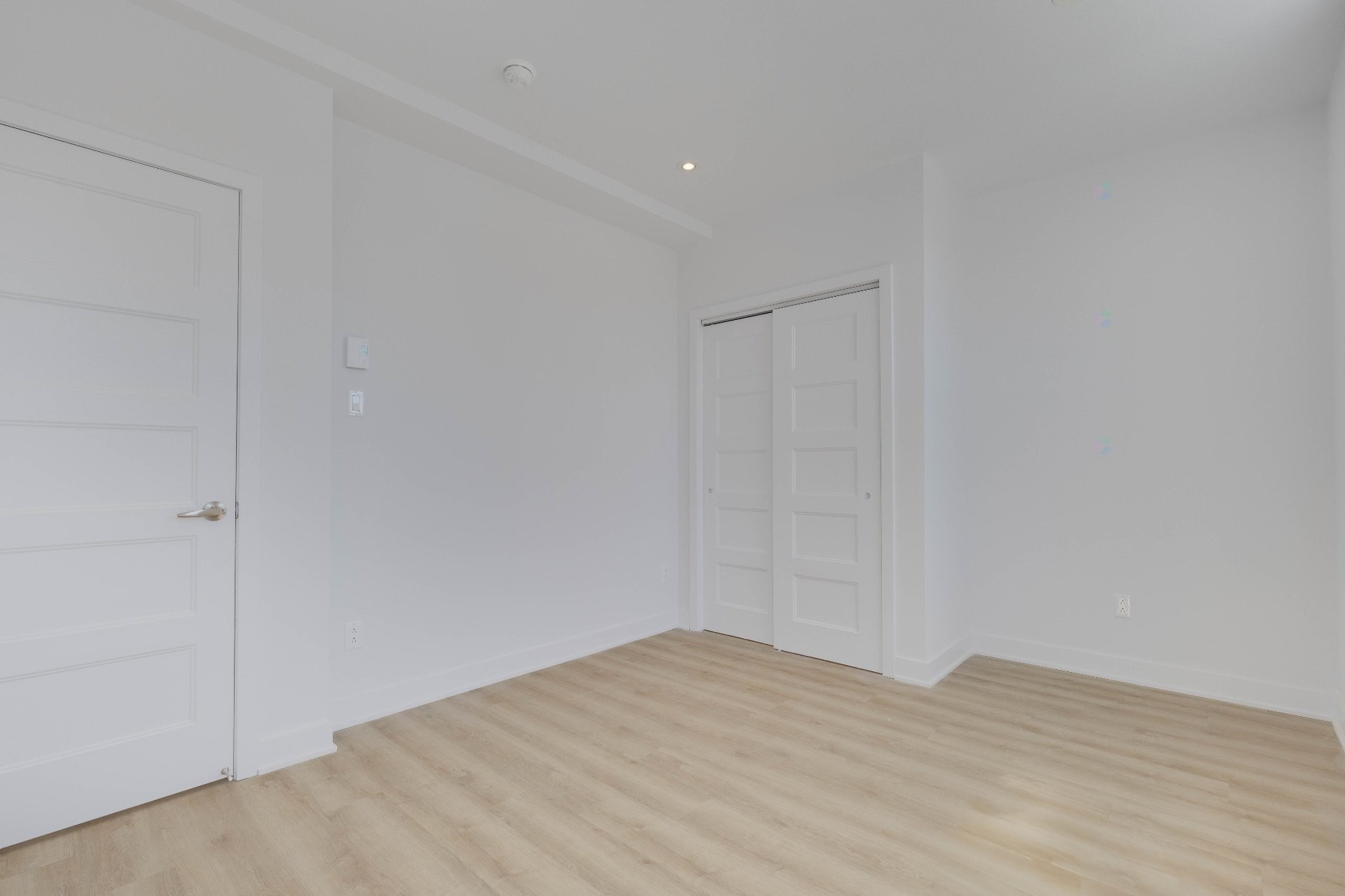 Chambre à coucher - 7123 Av. Querbes, Montréal (Villeray/Saint-Michel/Parc-Extension), QC - Indoor Photo Showing Other Room