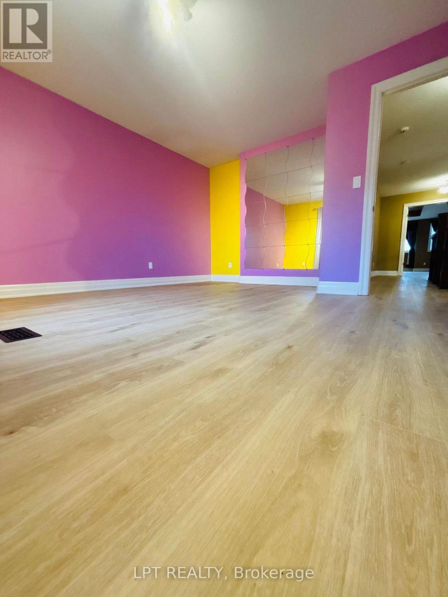 64 Yarrow Court, Kitchener, ON - Indoor Photo Showing Other Room