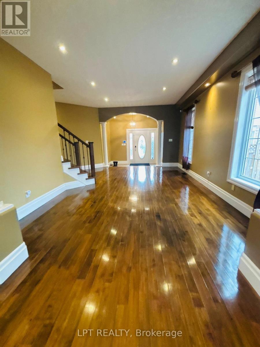 64 Yarrow Court, Kitchener, ON - Indoor Photo Showing Other Room