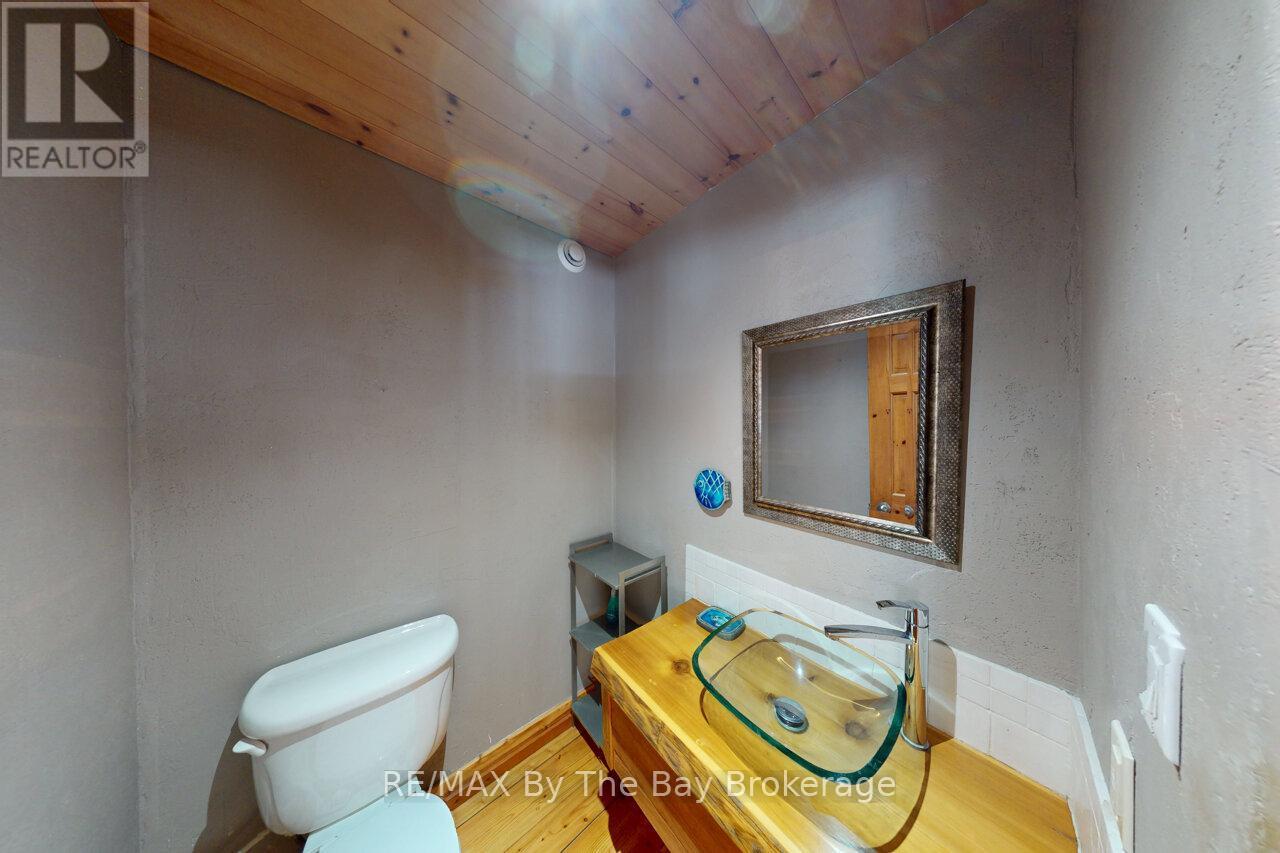 2-pc Bath - 397 Silver Birch Drive, Tiny, ON - Indoor Photo Showing Bathroom
