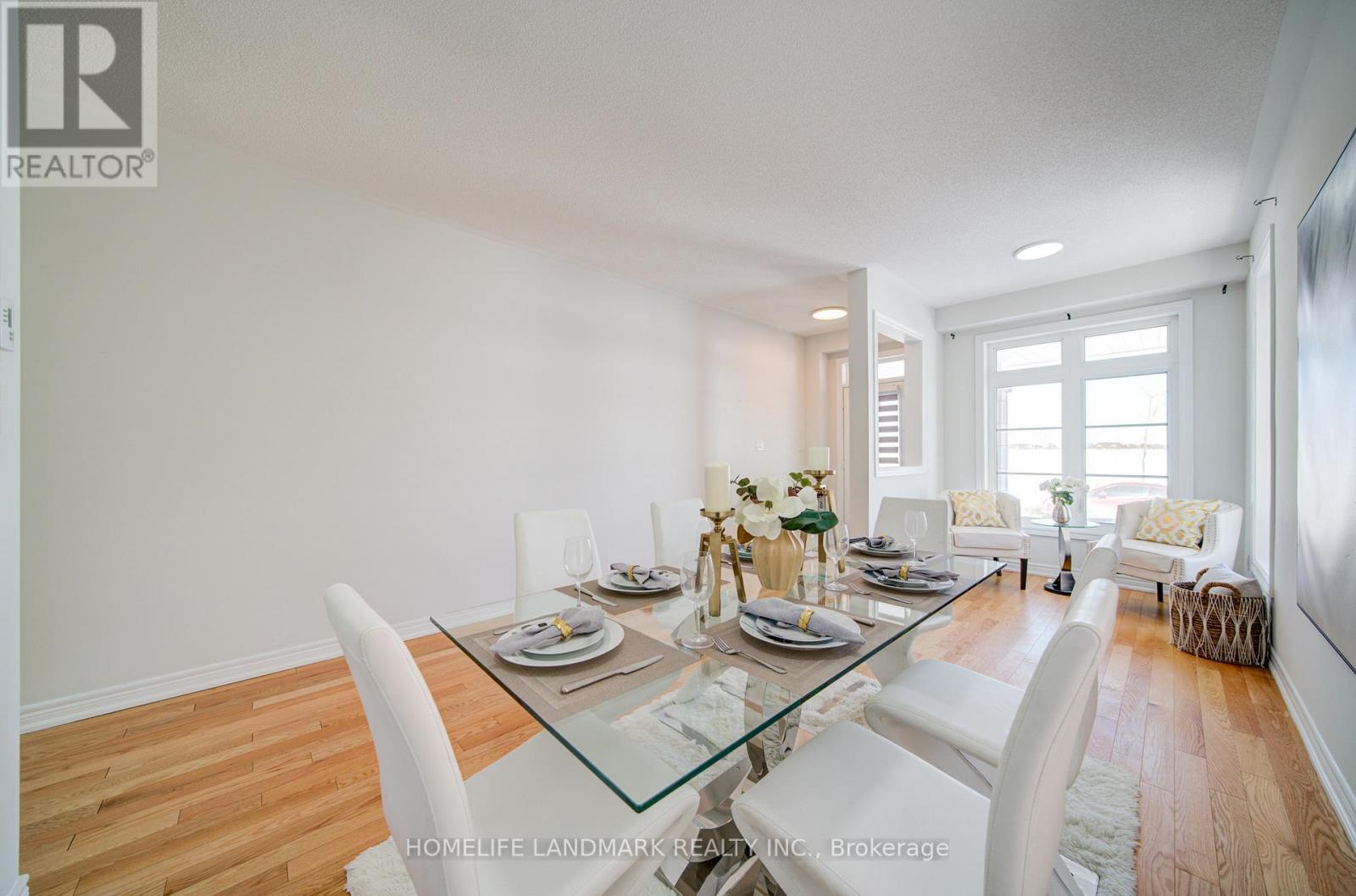 127 Decast Crescent, Markham, ON - Indoor Photo Showing Dining Room