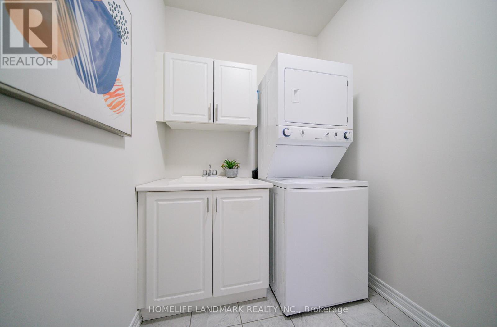 127 Decast Crescent, Markham, ON - Indoor Photo Showing Laundry Room