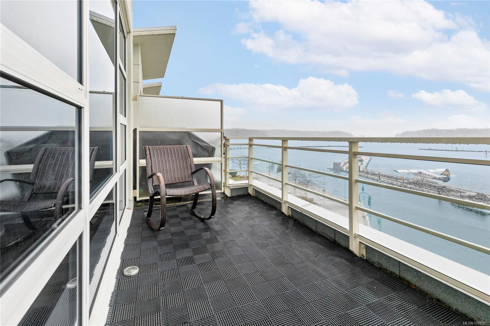 Th15-38 Front St, Nanaimo, BC