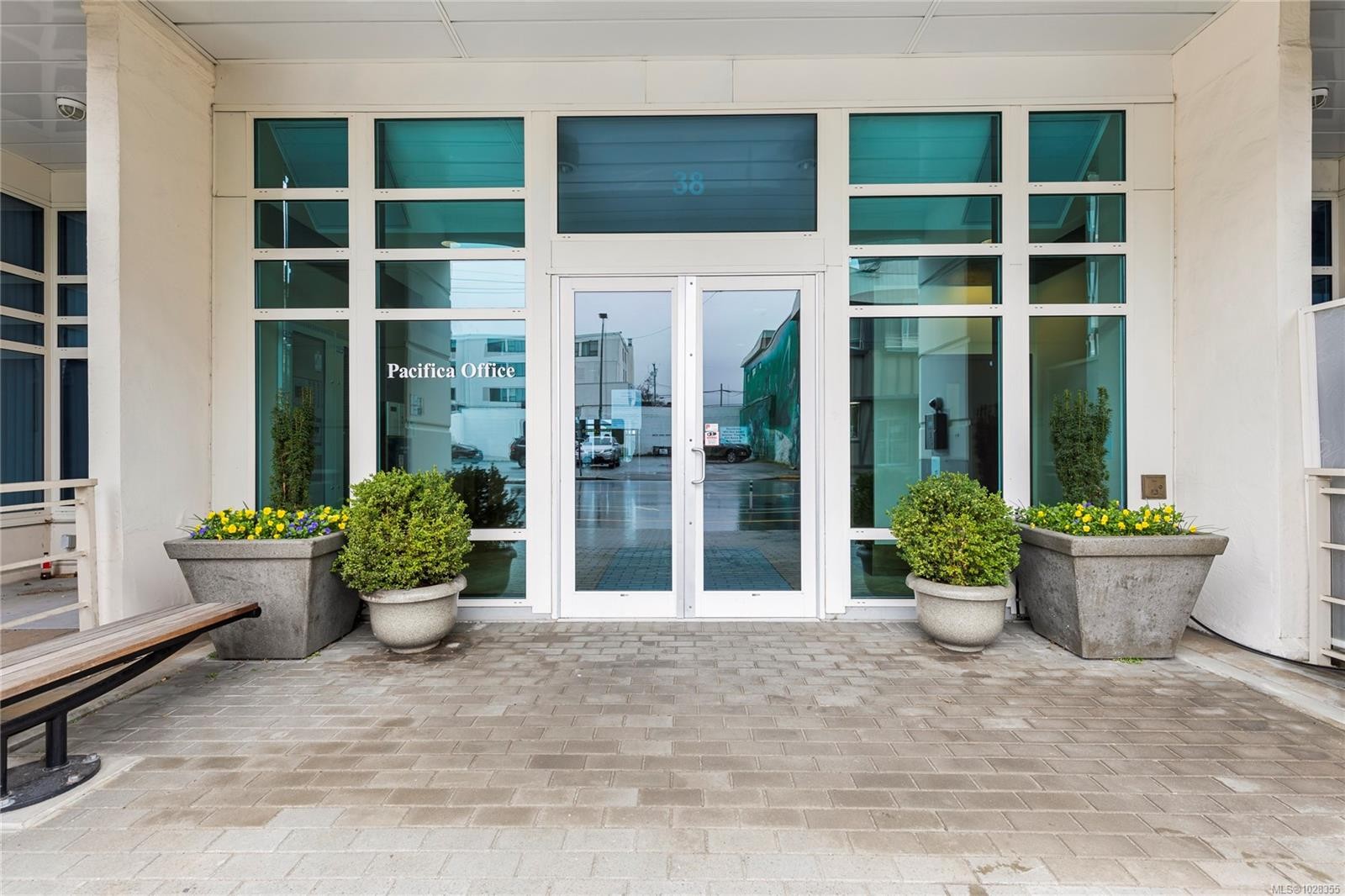 Th15-38 Front St, Nanaimo, BC