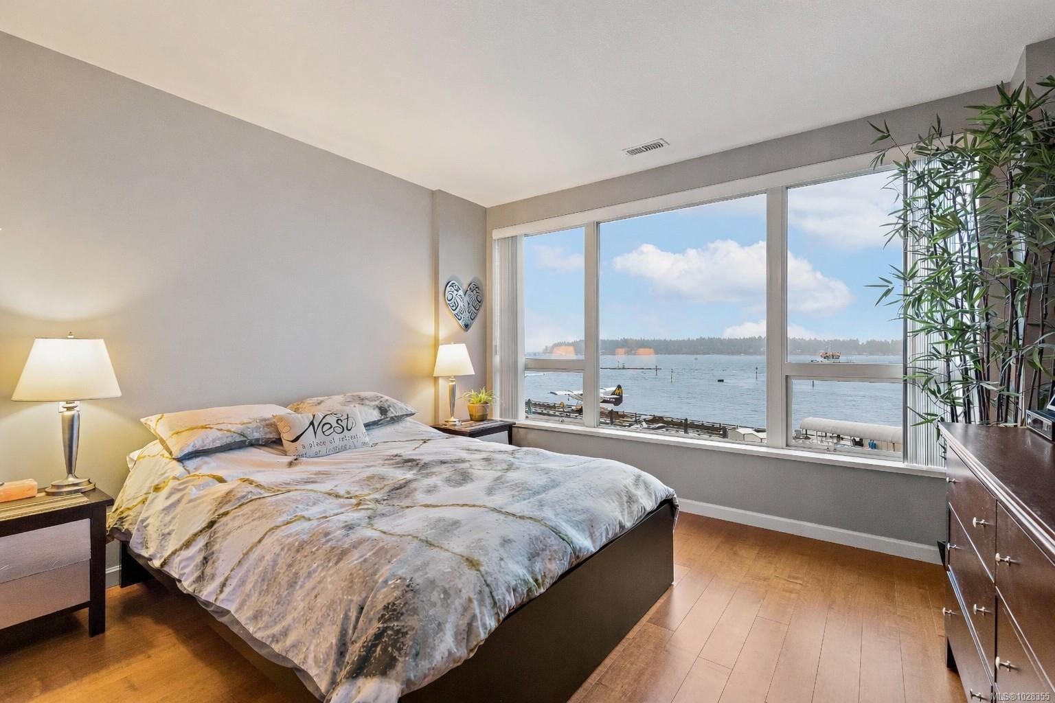 Th15-38 Front St, Nanaimo, BC