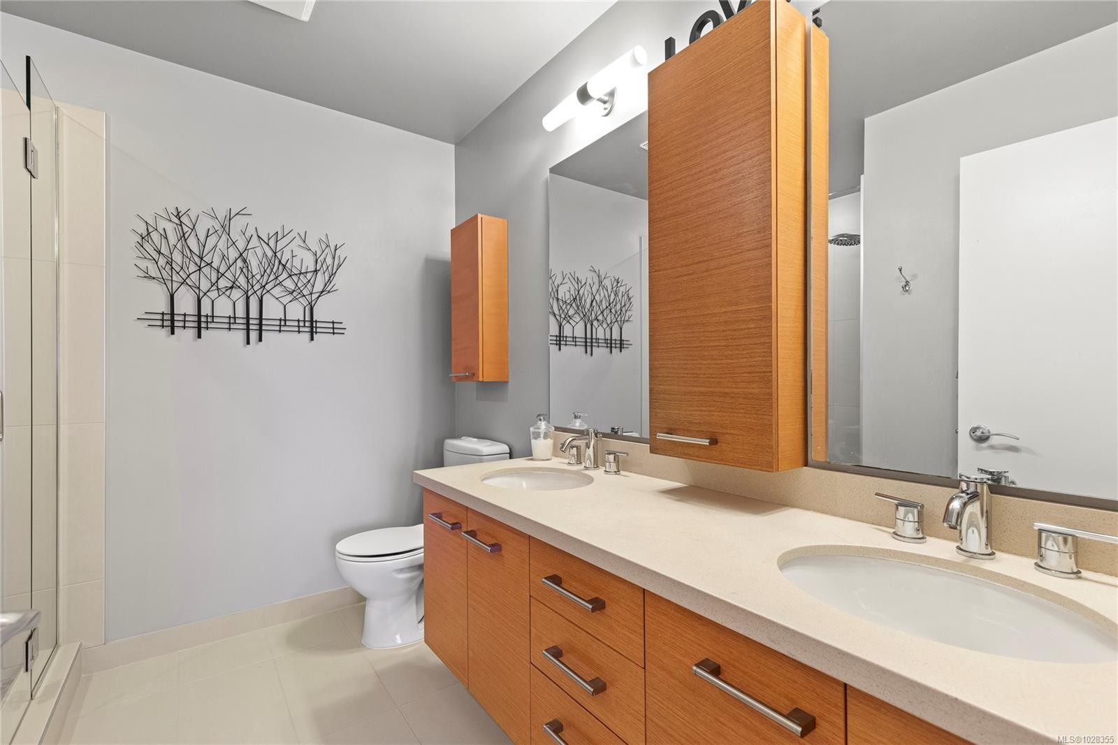 Th15-38 Front St, Nanaimo, BC