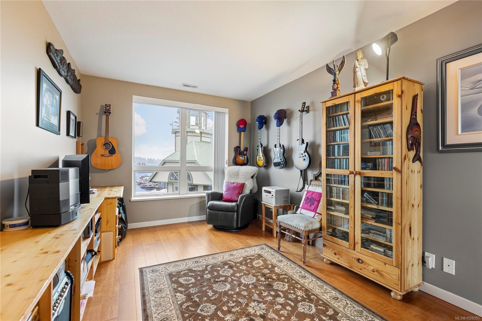 Th15-38 Front St, Nanaimo, BC