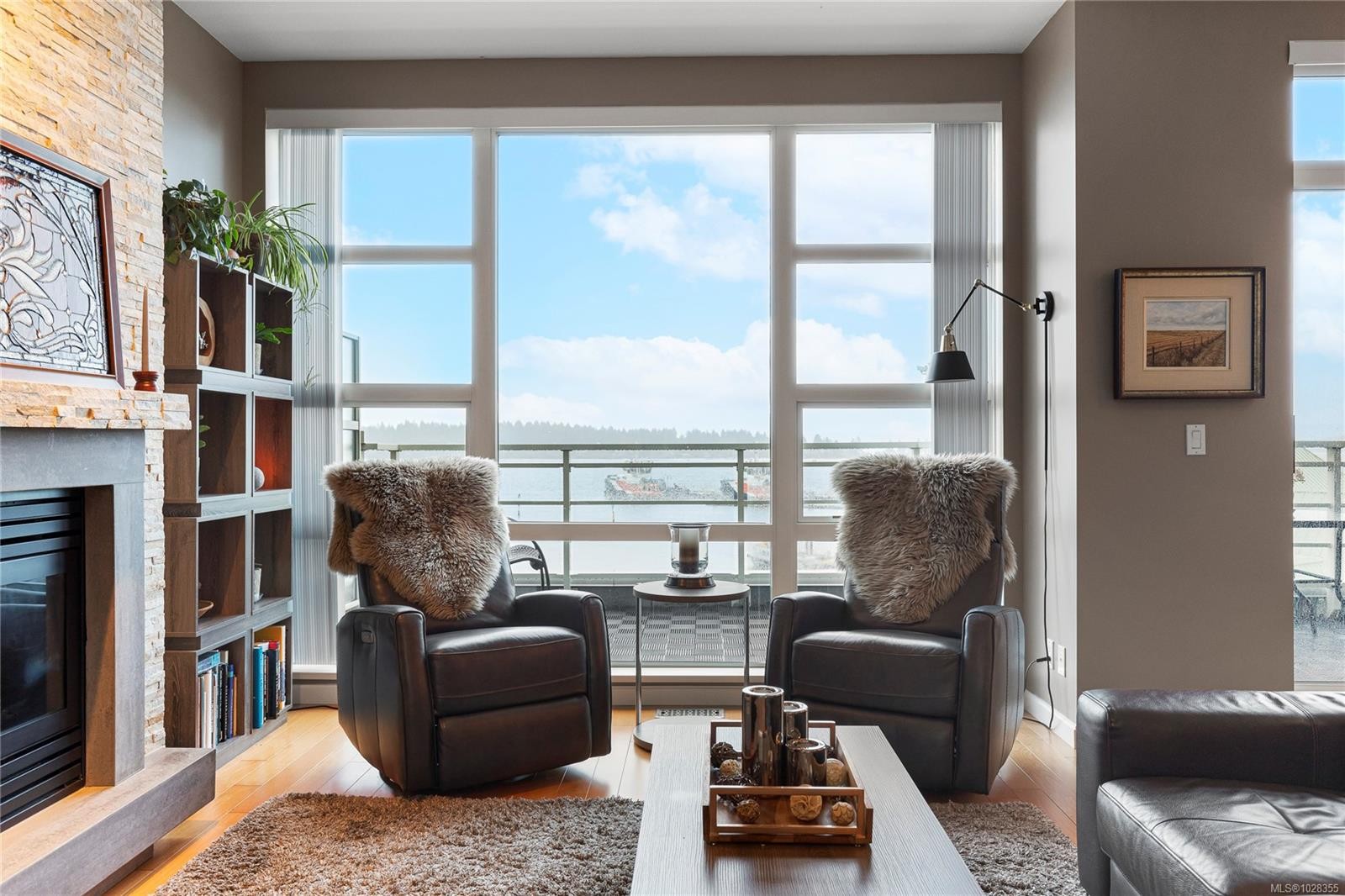 Th15-38 Front St, Nanaimo, BC