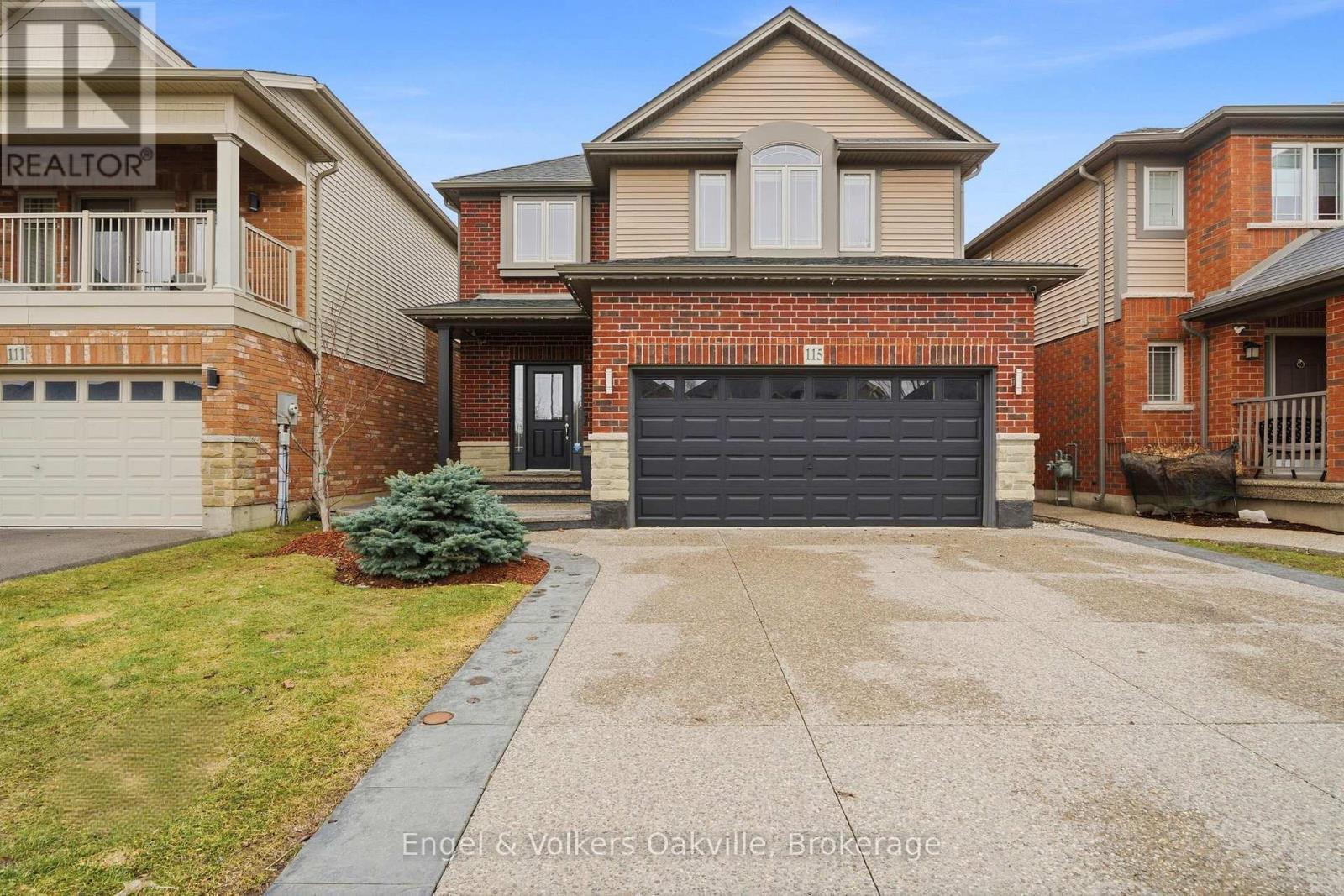 115 Pumpkin Pass, Hamilton (Binbrook), ON - Outdoor With Facade