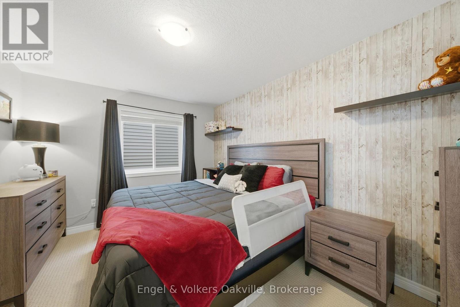 115 Pumpkin Pass, Hamilton (Binbrook), ON - Indoor Photo Showing Bedroom
