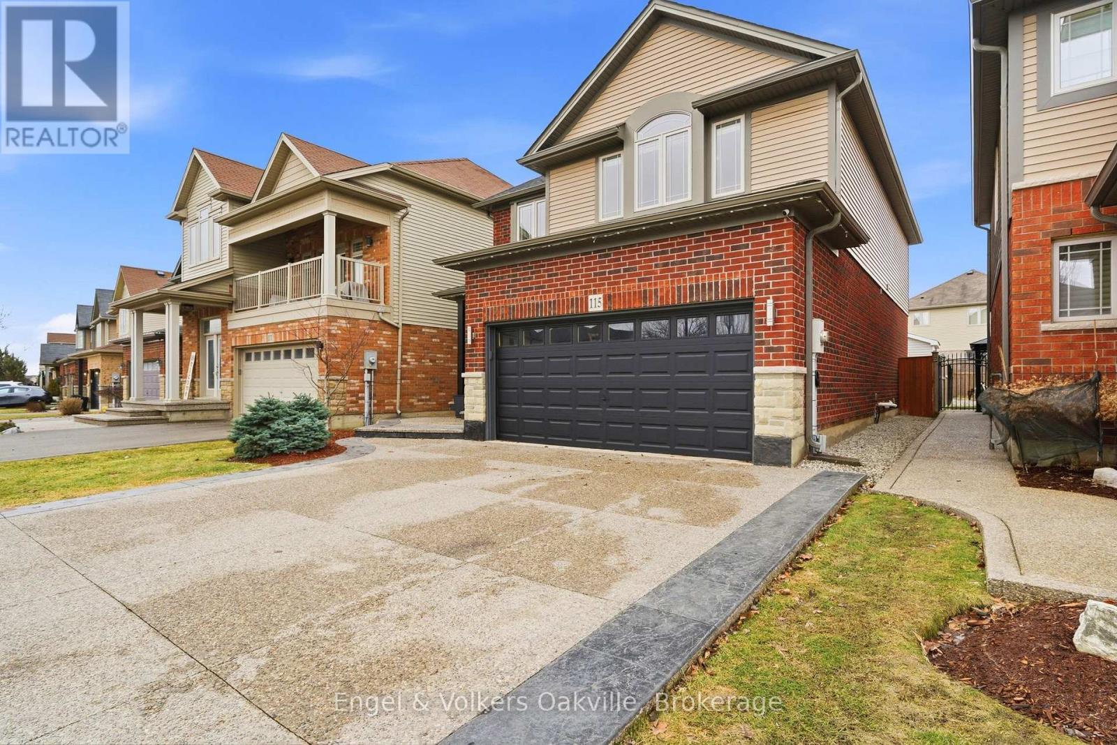 115 Pumpkin Pass, Hamilton (Binbrook), ON - Outdoor