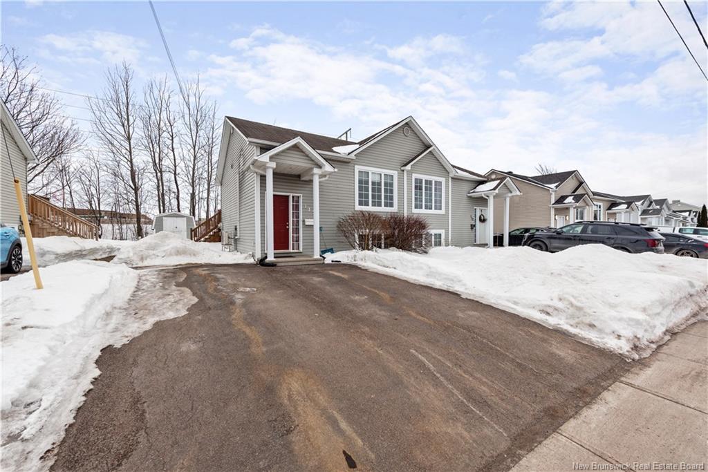 112 Mount Pleasant Rd, Moncton, NB