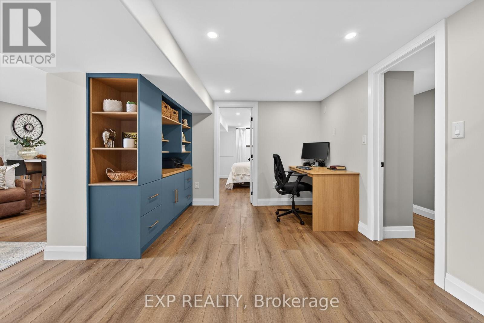 5418 Anthony Place, Burlington, ON - Indoor