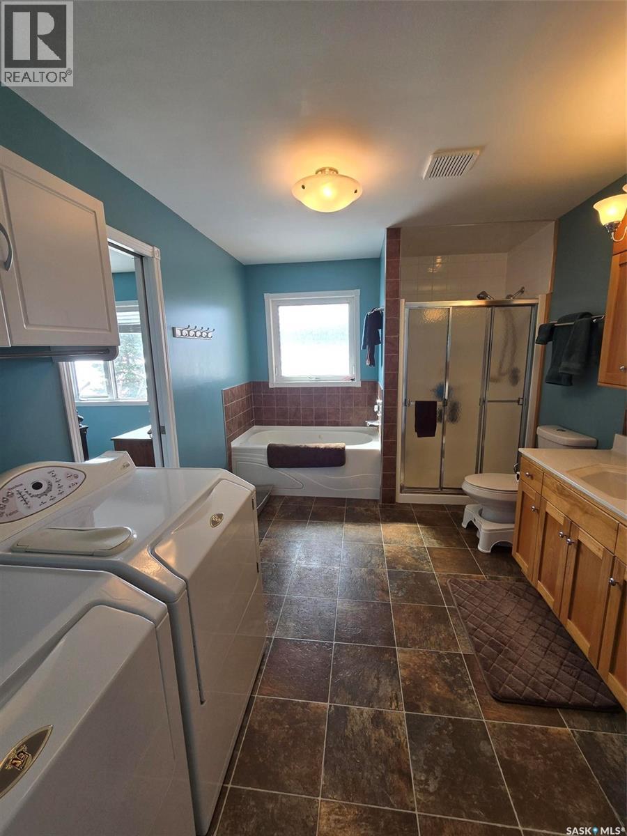 104 Elk Road, Crooked Lake, SK - Indoor Photo Showing Laundry Room