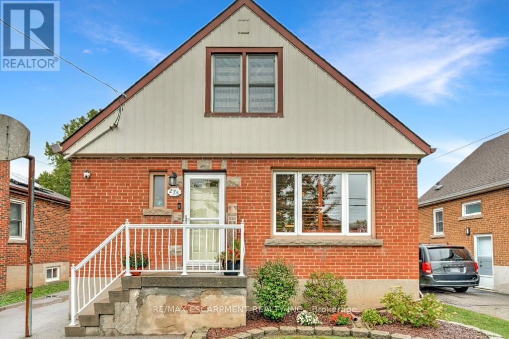 275 Montrose Avenue, Hamilton, ON - Outdoor With Exterior