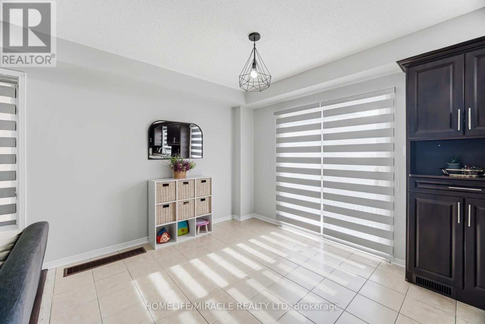 41 Tanglemere Crescent, Brampton, ON - Indoor