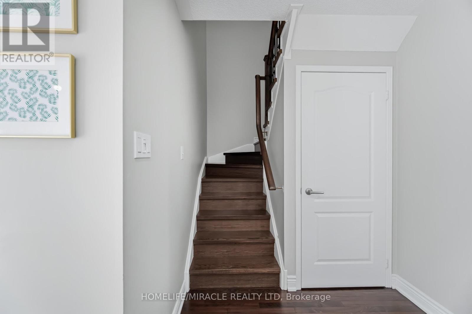 41 Tanglemere Crescent, Brampton, ON - Indoor Photo Showing Other Room