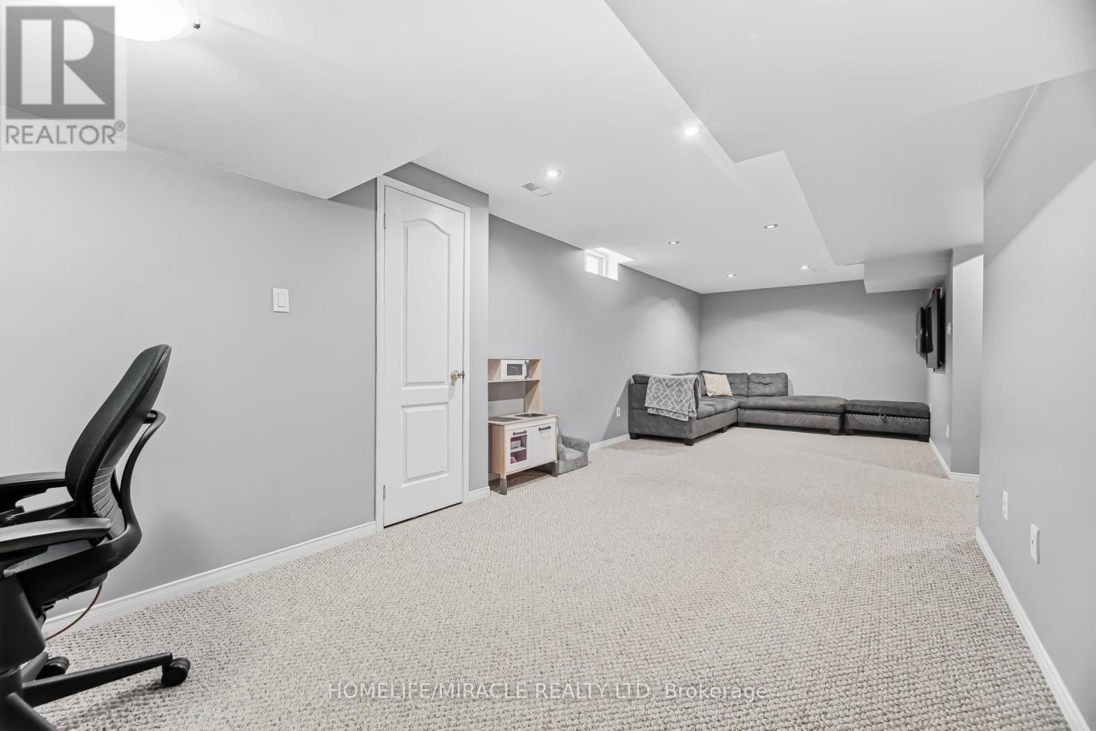 41 Tanglemere Crescent, Brampton, ON - Indoor