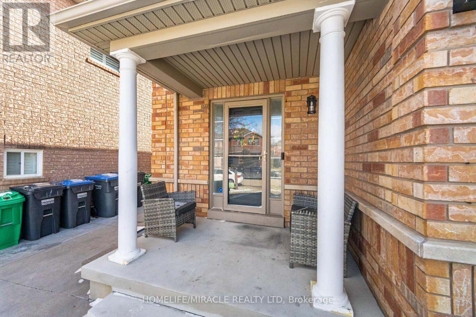 41 Tanglemere Crescent, Brampton, ON - Outdoor With Exterior