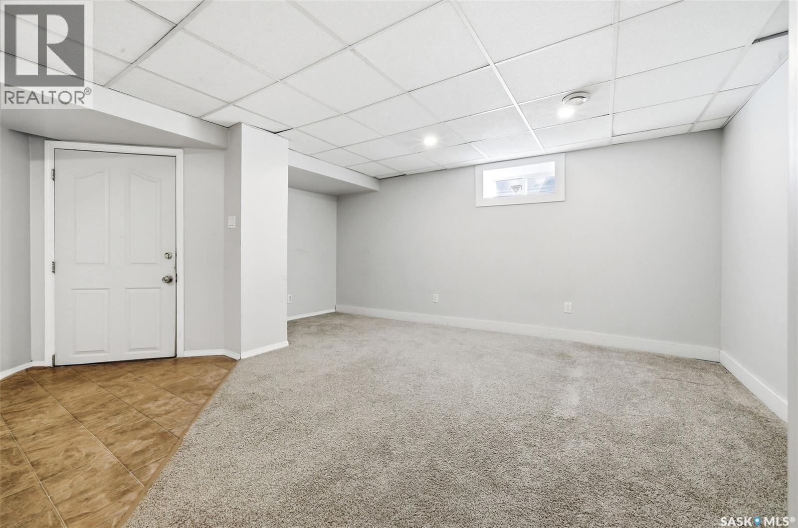 33 Scott Street, Regina, SK - Indoor Photo Showing Basement