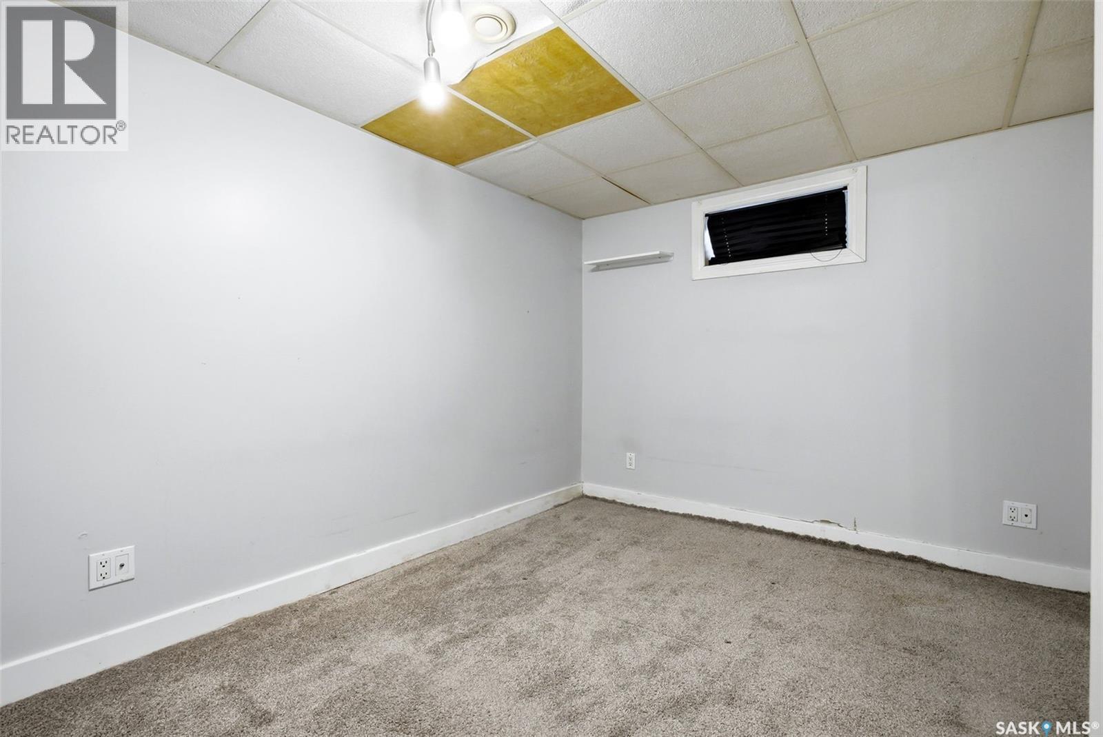33 Scott Street, Regina, SK - Indoor Photo Showing Other Room