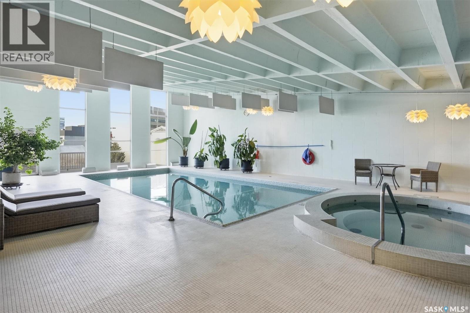 1001 730 Spadina Crescent E, Saskatoon, SK - Indoor Photo Showing Other Room With In Ground Pool