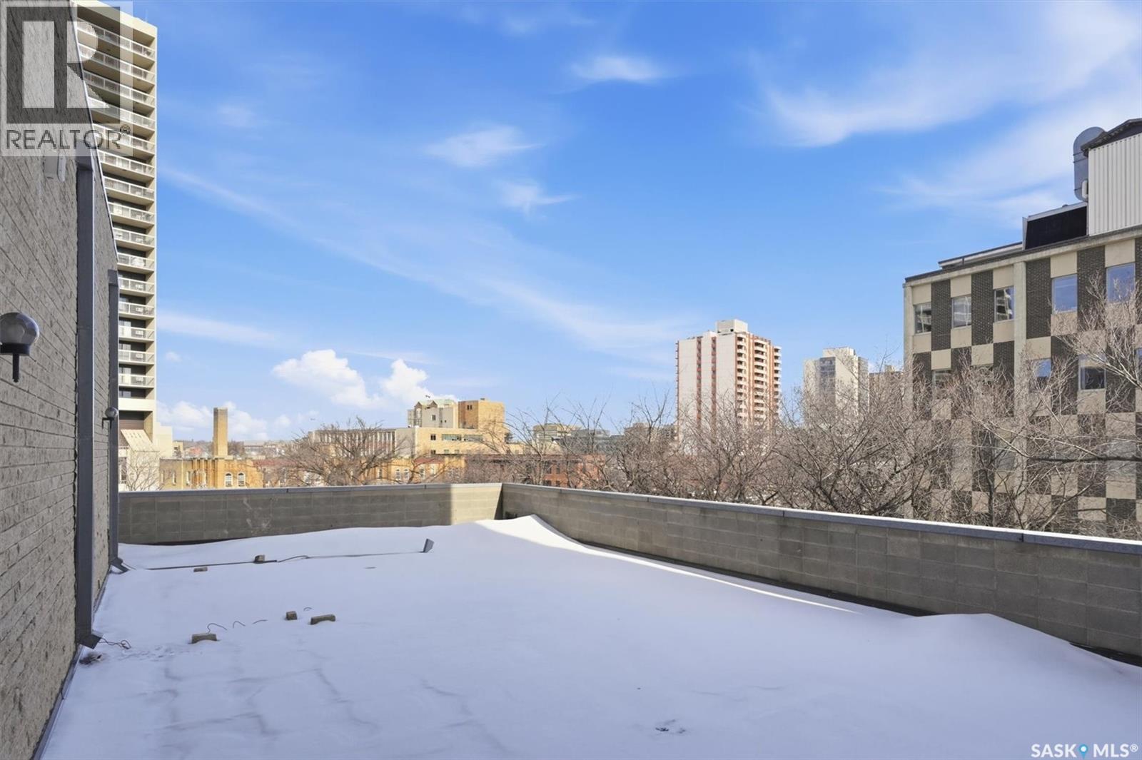 1001 730 Spadina Crescent E, Saskatoon, SK - Outdoor