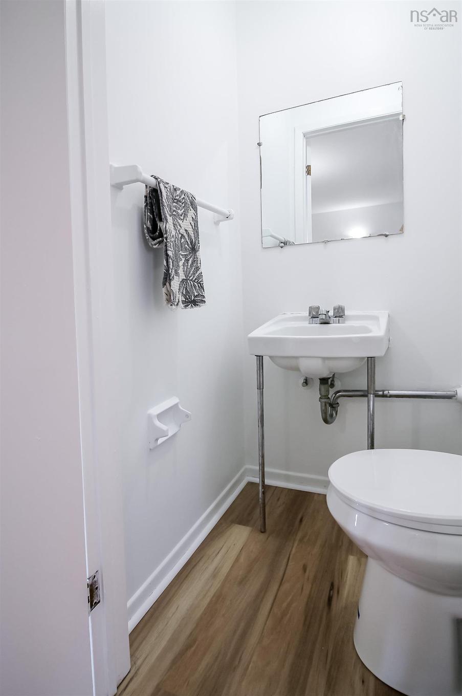 36 Regal Road, Dartmouth, NS