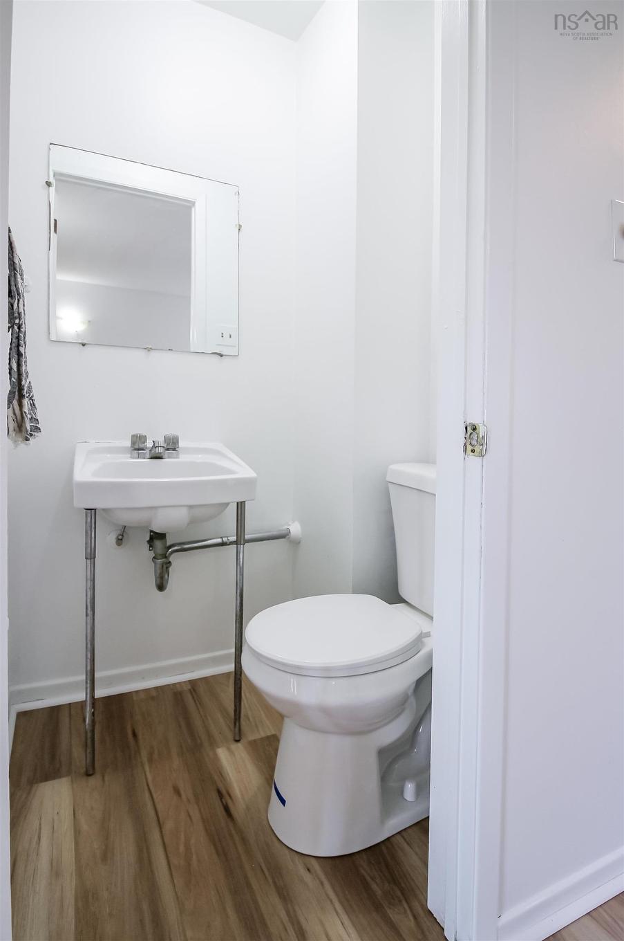 36 Regal Road, Dartmouth, NS