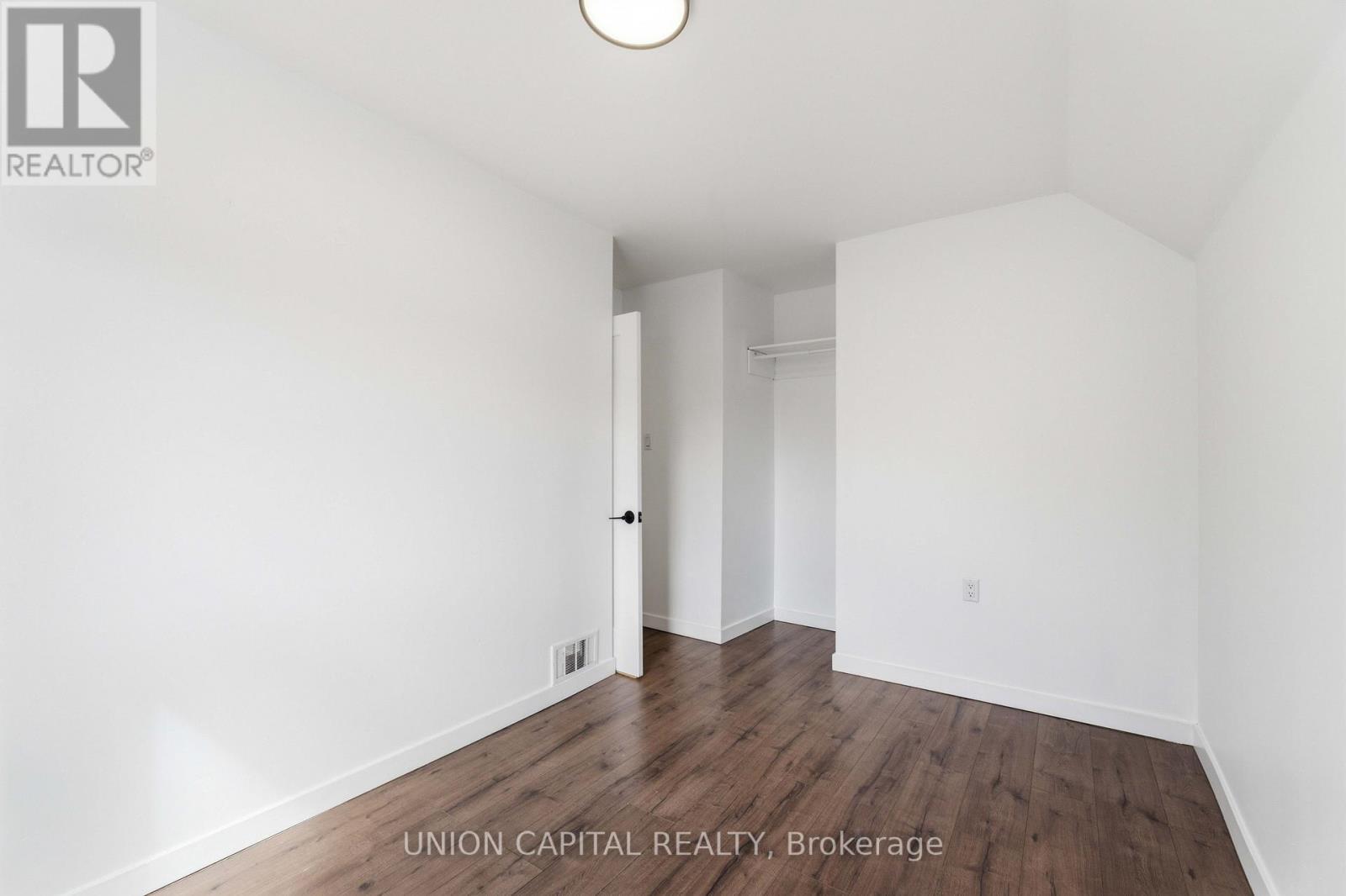 103 Case Street, Hamilton, ON - Indoor Photo Showing Other Room